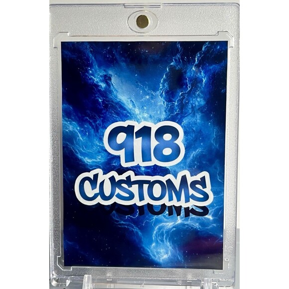 Patrick Mahomes 1/3 SP Cracked Ice Holographic Anime Manga Trading Card - Picture 2 of 2